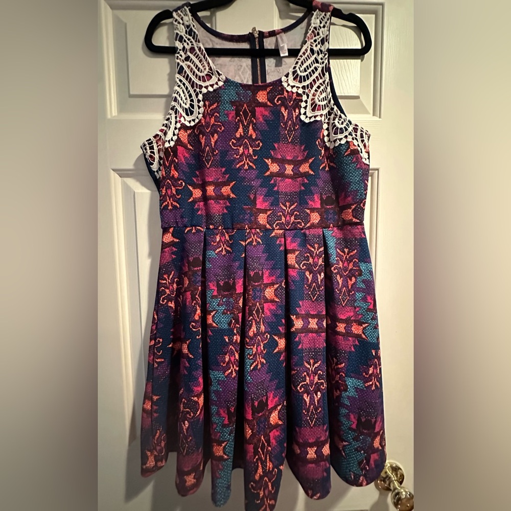 Xhilaration Multicolor Patterned Dress with White Lace